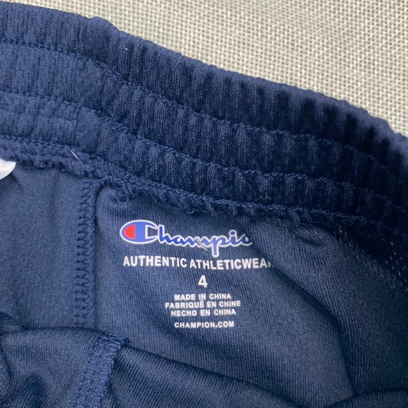 CHAMPION Little Boys Contrast Binding "C" Patch Shorts Size 4 - Picture 3 of 7